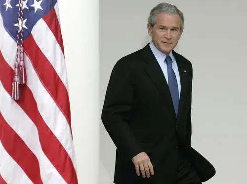 George Walker Bush Men's Colored  Long Sleeve T-Shirt - idPoster.com