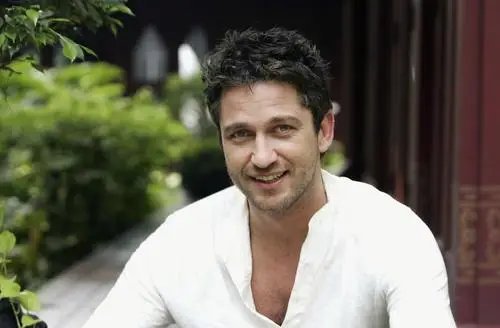Gerard Butler Jigsaw Puzzle picture 477722