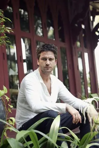 Gerard Butler Jigsaw Puzzle picture 477724