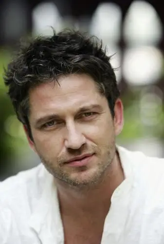 Gerard Butler Jigsaw Puzzle picture 486943