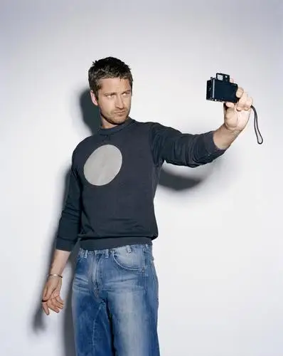 Gerard Butler Jigsaw Puzzle picture 486947