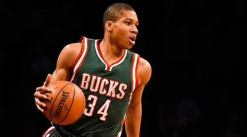 Giannis Antetokounmpo Wall Poster picture 712685