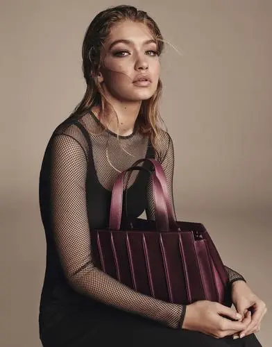 Gigi Hadid Wall Poster picture 627814