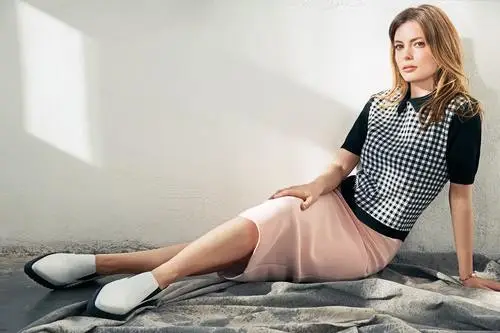 Gillian Jacobs Wall Poster picture 628997