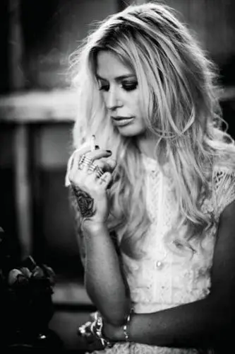 Gin Wigmore Wall Poster picture 618078