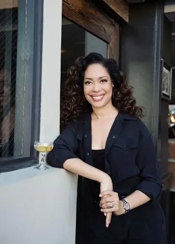 Gina Torres Kitchen Apron - idPoster.com