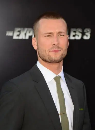Glen Powell Jigsaw Puzzle picture 1006513
