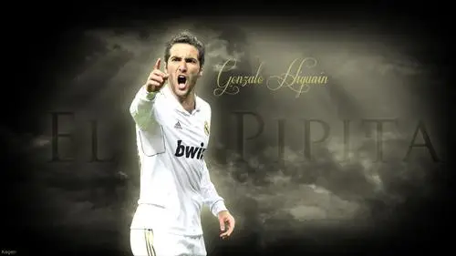 Gonzalo Higuain Wall Poster picture 286144