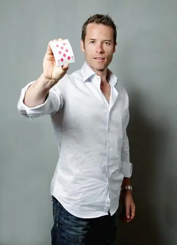 Guy Pearce Image Jpg picture 513936