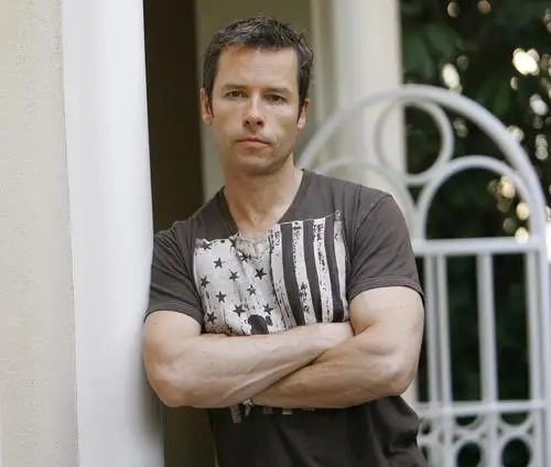 Guy Pearce Jigsaw Puzzle picture 521136