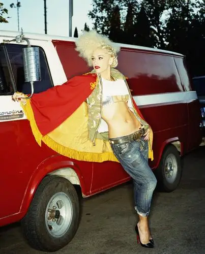 Gwen Stefani Fridge Magnet picture 8105