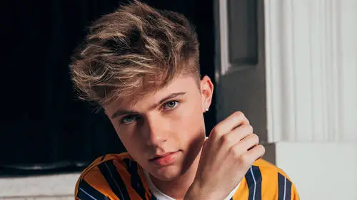 HRVY Wall Poster picture 923975