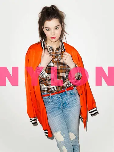 Hailee Steinfeld Jigsaw Puzzle picture 440407