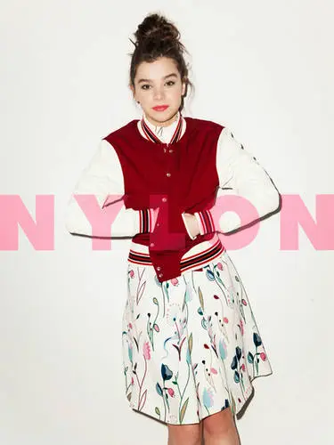 Hailee Steinfeld Jigsaw Puzzle picture 440408