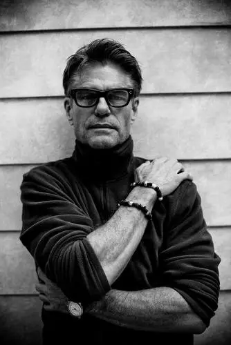 Harry Hamlin Wall Poster picture 788721