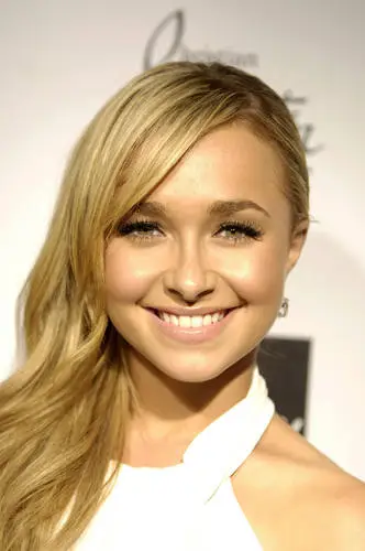 Hayden Panettiere Jigsaw Puzzle picture 8557