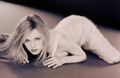 Heather Graham Jigsaw Puzzle picture 8631