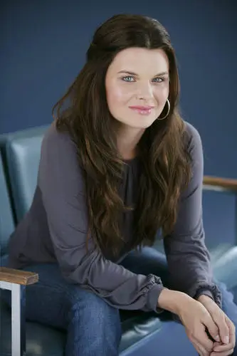 Heather Tom Jigsaw Puzzle picture 625489