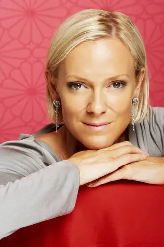 Hermione Norris Protected Face mask - idPoster.com