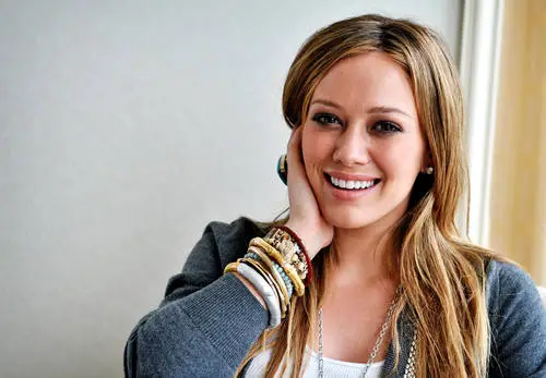 Hilary Duff Wall Poster picture 643994