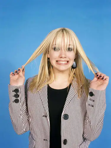 Hilary Duff Wall Poster picture 644077