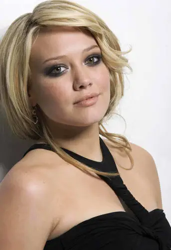 Hilary Duff Wall Poster picture 8833