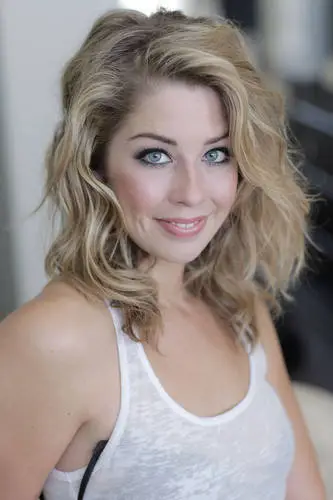 Holly Montag Wall Poster picture 628533
