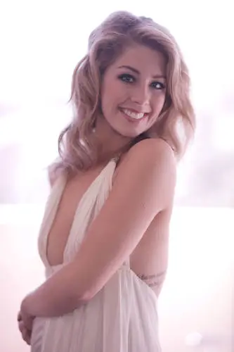 Holly Montag Wall Poster picture 628555