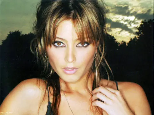 Holly Valance White Tank-Top - idPoster.com
