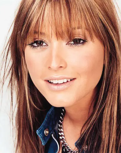 Holly Valance Jigsaw Puzzle picture 8994