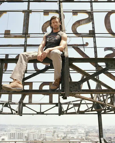 Hugh Jackman White T-Shirt - idPoster.com