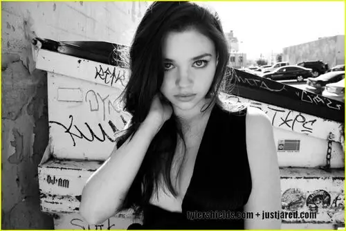 India Eisley Computer MousePad picture 360135