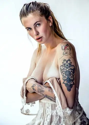 Ireland Baldwin Wall Poster picture 630642