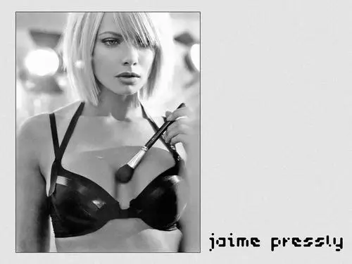 Jaime Pressly Women's Colored Hoodie - idPoster.com