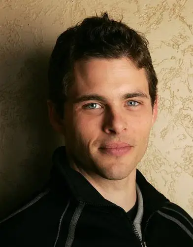 James Marsden Wall Poster picture 500377