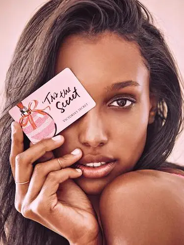 Jasmine Tookes Wall Poster picture 635889