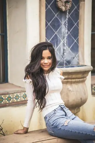 Jenna Ortega Wall Poster picture 844319