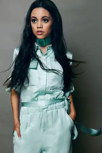 Jenna Ortega Wall Poster picture 844338
