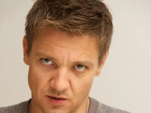 Jeremy Renner Computer MousePad picture 187287