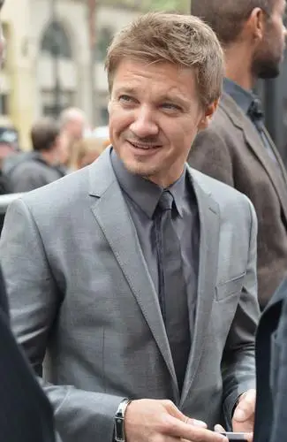 Jeremy Renner Jigsaw Puzzle picture 187492