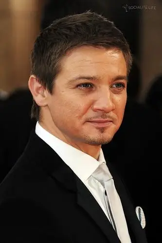 Jeremy Renner Jigsaw Puzzle picture 187597