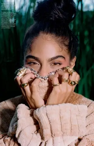 Jessie Reyez Wall Poster picture 937801