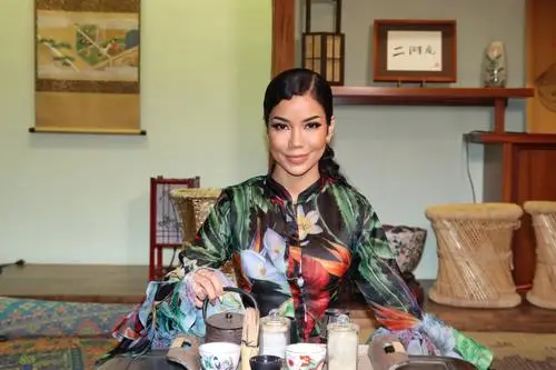 Jhene Aiko Jigsaw Puzzle picture 1022139