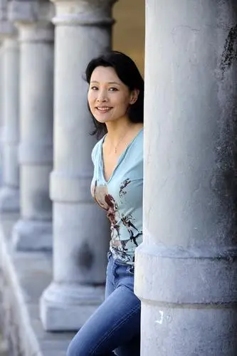 Joan Chen Women's Colored  Long Sleeve T-Shirt - idPoster.com
