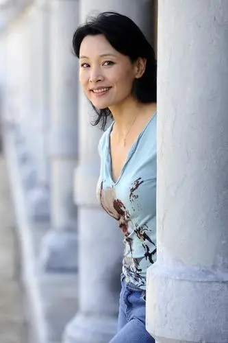 Joan Chen White Tank-Top - idPoster.com