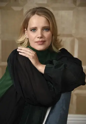 Joanna Kulig Wall Poster picture 920570