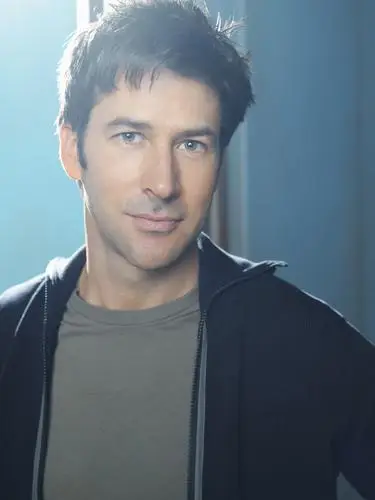 Joe Flanigan Wall Poster picture 485571