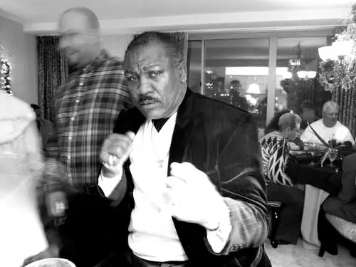Joe Frazier Wall Poster picture 207379