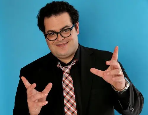 Josh Gad Wall Poster picture 647009