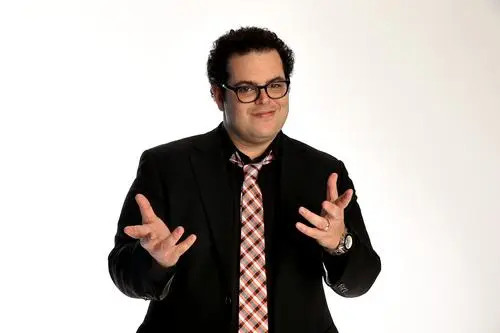 Josh Gad Wall Poster picture 647010